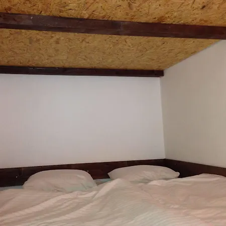 Auberge de jeunesse Marabou *