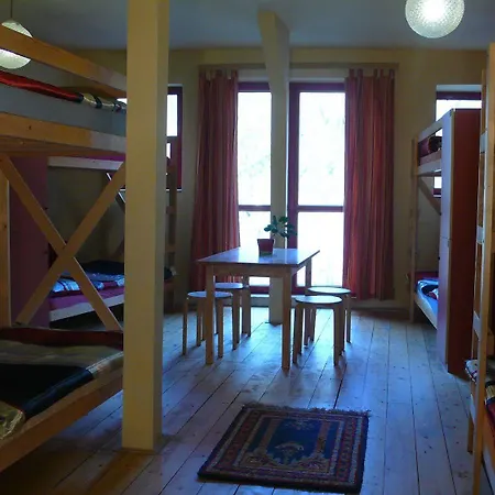 Auberge de jeunesse Marabou *